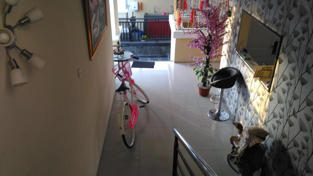 Diponegoro House Hotel Salatiga Exterior foto